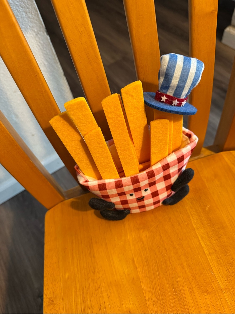 Cute kohls french fries decor!! Fun and festive